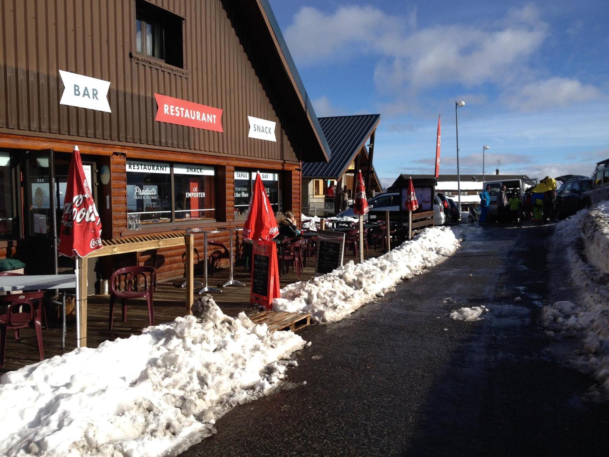 Hotel Le Tuc De L'Etang Boutx Exteriör bild