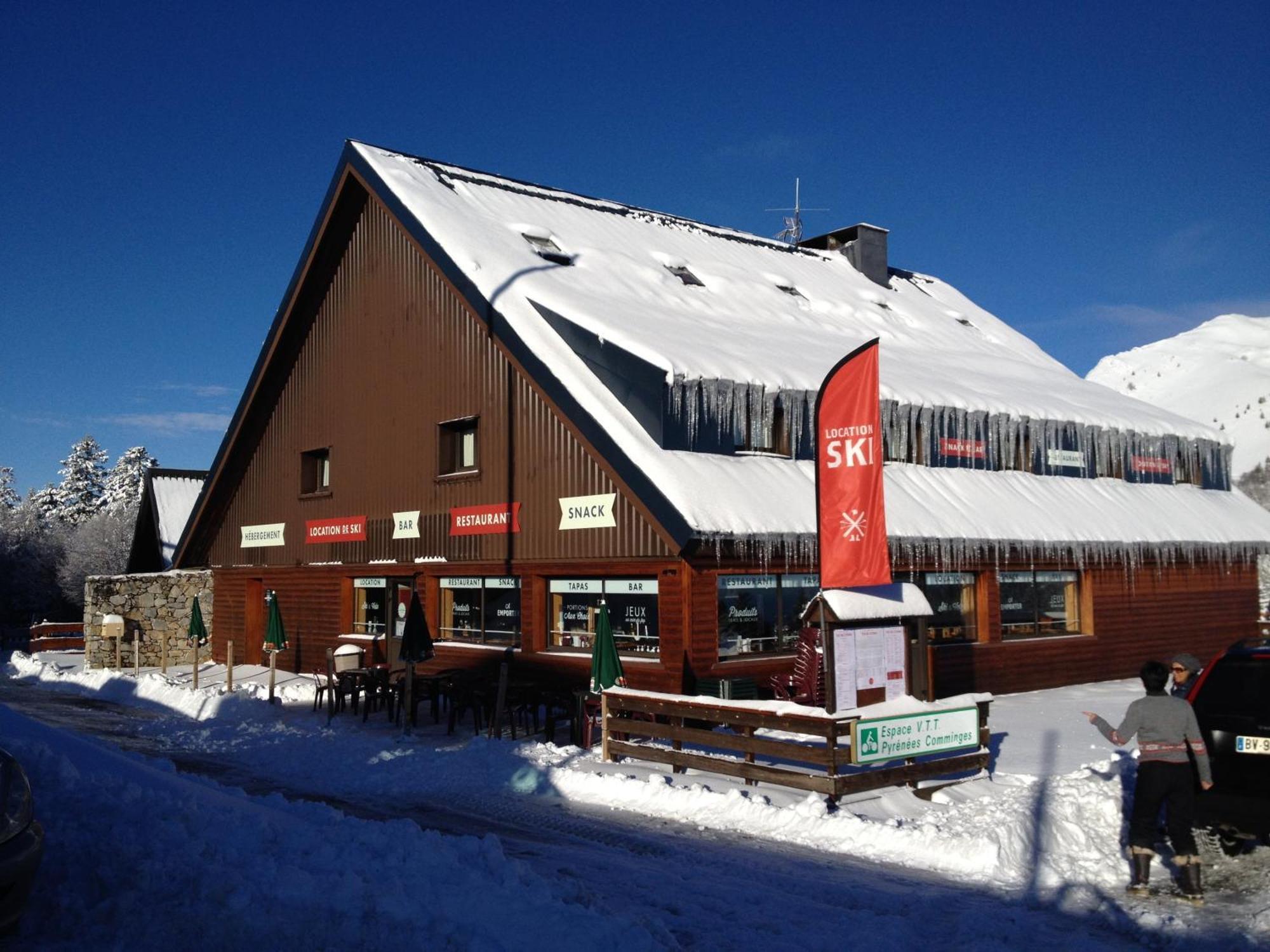 Hotel Le Tuc De L'Etang Boutx Exteriör bild