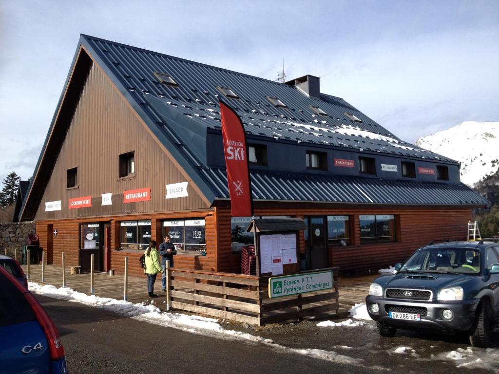 Hotel Le Tuc De L'Etang Boutx Exteriör bild