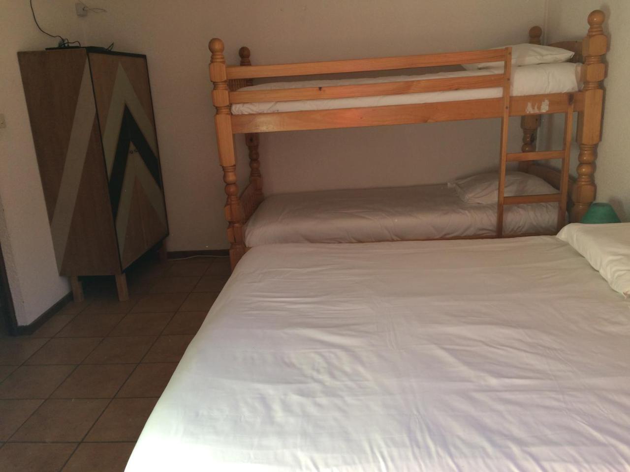 Hotel Le Tuc De L'Etang Boutx Exteriör bild